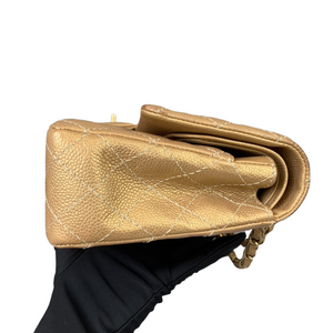 Classic Medium Flap Caviar Gold GHW