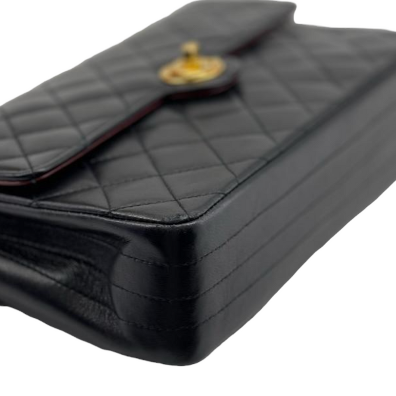 Circle Lock Flap CC Lambskin Black GHW