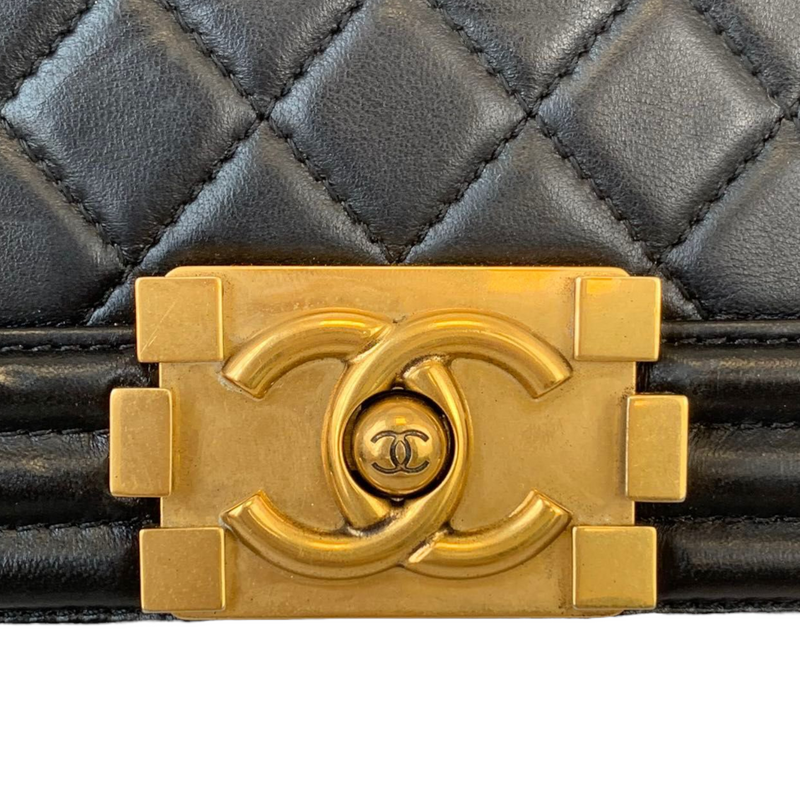 Boy Old Medium Lambskin Black GHW