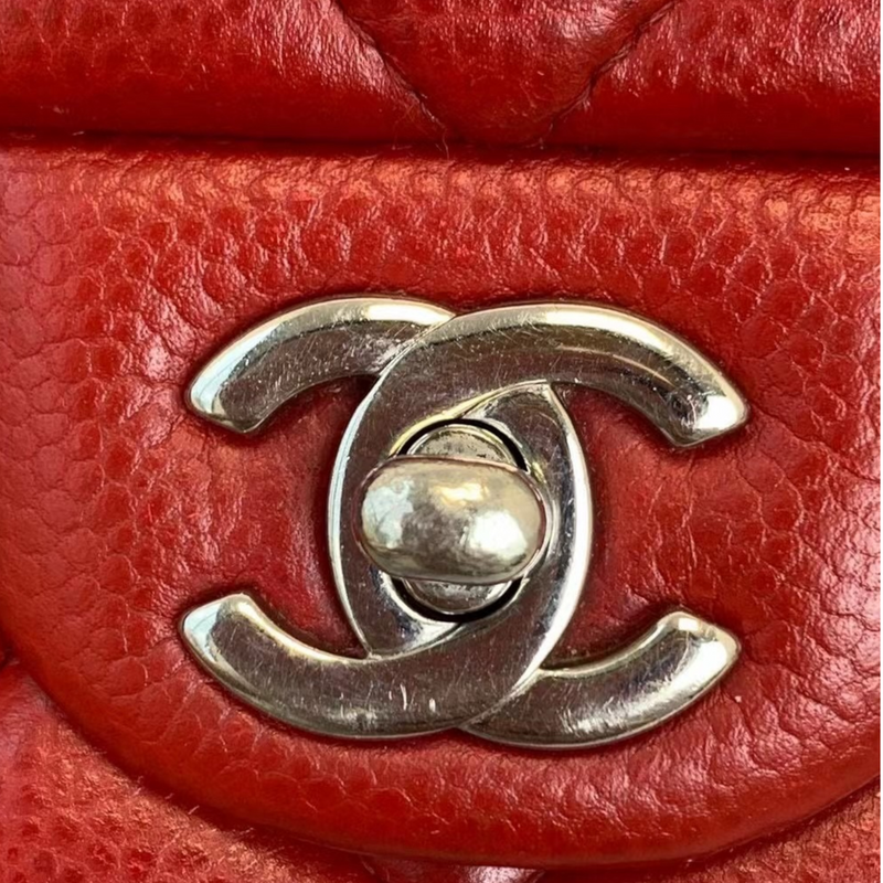 Timeless Clutch in Caviar Leather Red SHW