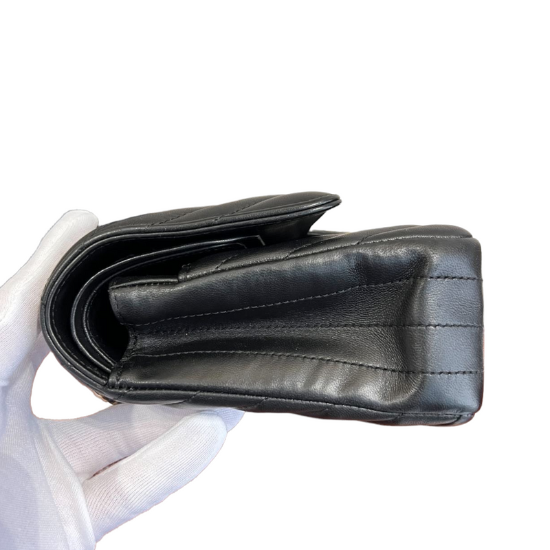 Medium Classic Chevron Calfskin Black GHW