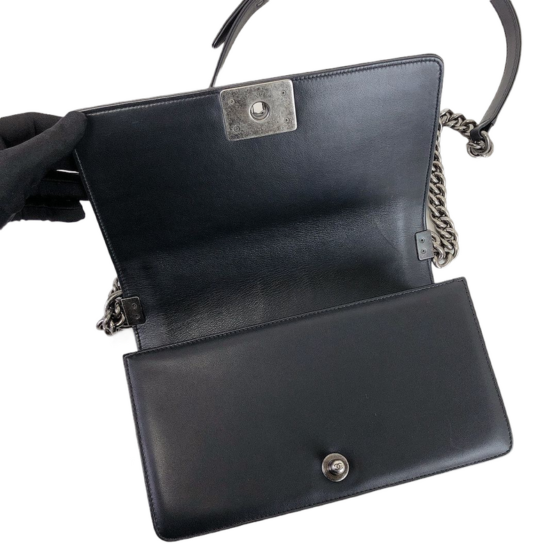 Boy Old Medium Calfskin Black RHW