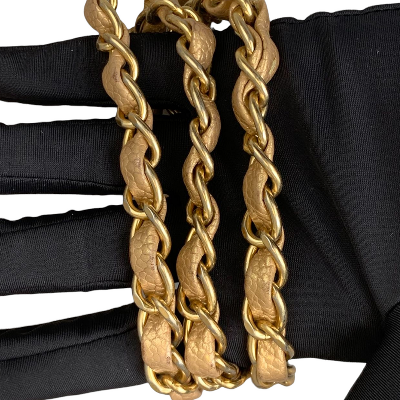 Classic Medium Flap Caviar Gold GHW