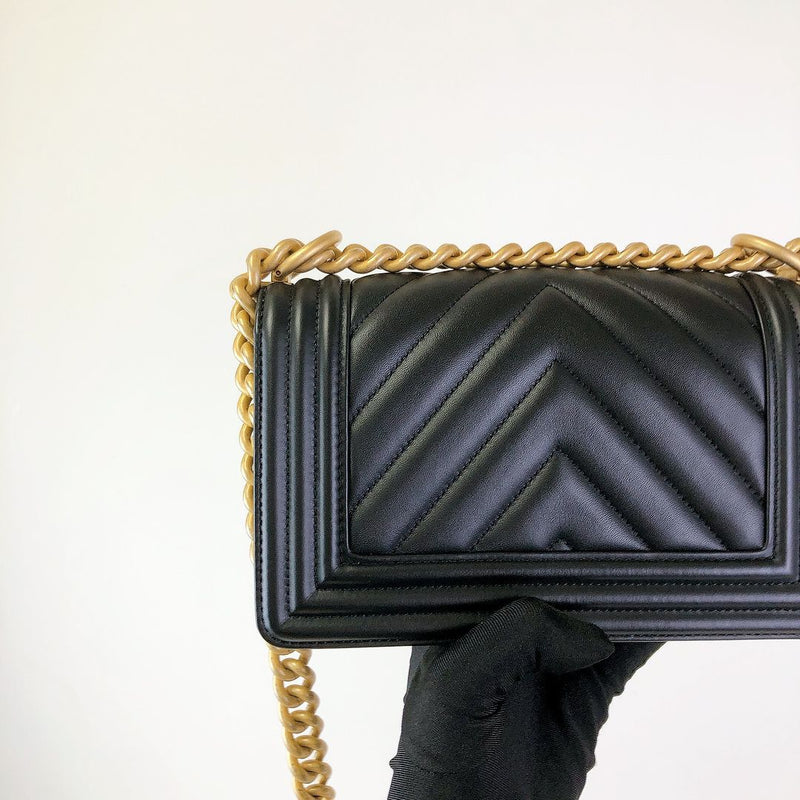 Small Boy Bag Caviar Calfskin Black GHW