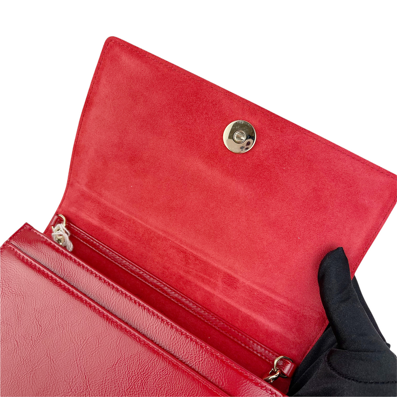 Diorama Wallet On Chain WOC Red