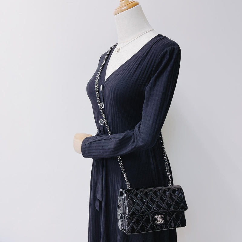 Mini Rectangle Flap Black