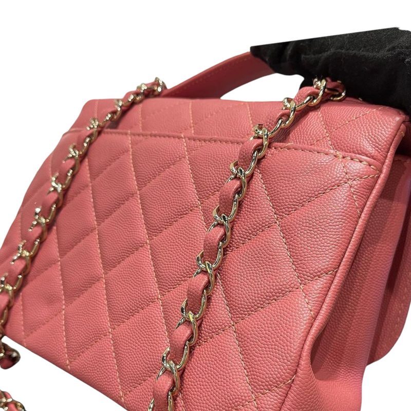  Chanel, Pre-Loved Pink Quilted Caviar Business Affinity Flap  Medium, Pink : Luxury Stores