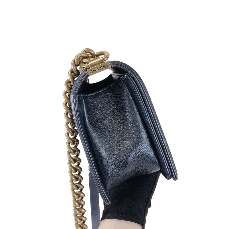 Boy Medium Calfskin Pearl Charcoal GHW