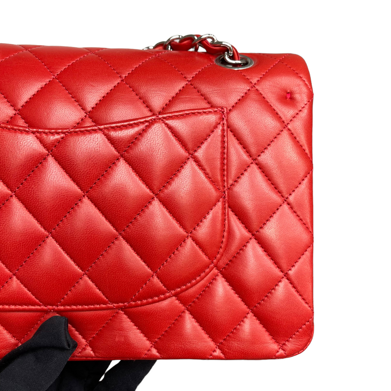 Medium Classic Double Flap Lambskin Red SHW