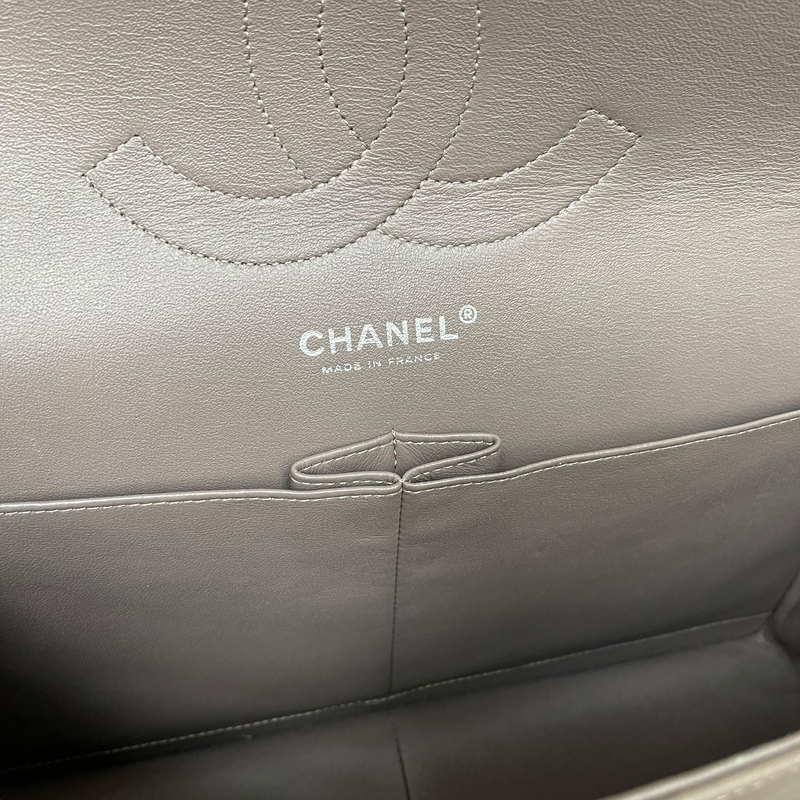 Jumbo Double Flap Patent Taupe SHW