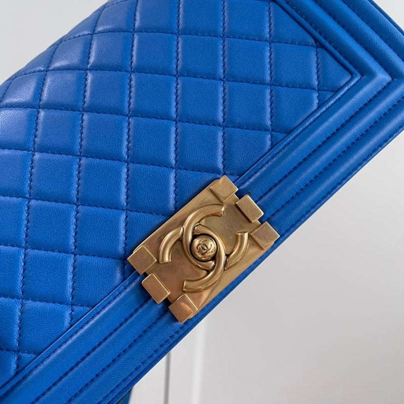 Quilted Old Medium Boy Blue GHW