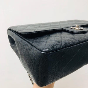 Single Flap Classic Jumbo in Black Caviar with SHW