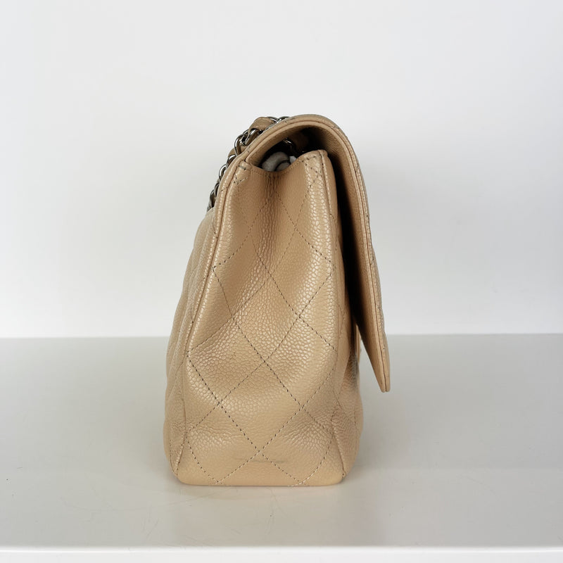 Single Flap Jumbo in Beige Caviar with SHW