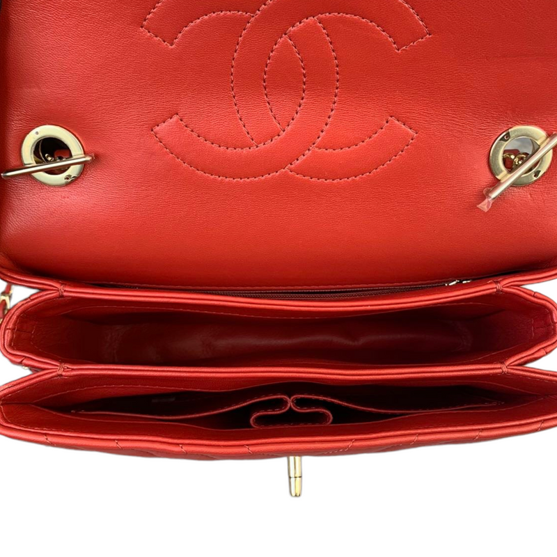 Small Trendy CC Chevron Lambskin Red GHW