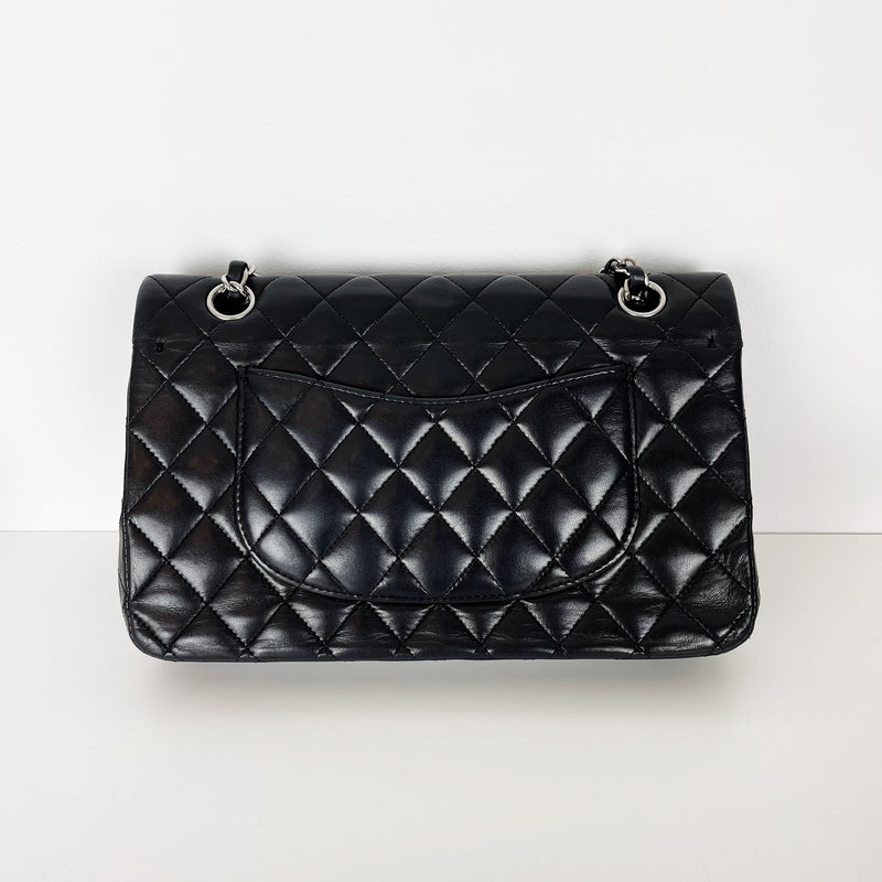 Classic Flap Medium Lambskin Black SHW