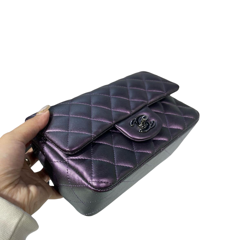 Rectangle Mini Lambskin iridescent Purple SHW