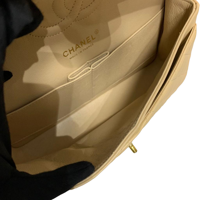 Classic Flap Medium Lambskin Beige GHW