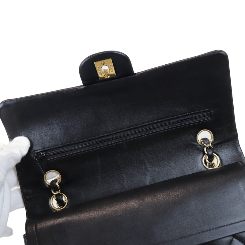 Classic Flap Black Medium Lambskin GHW