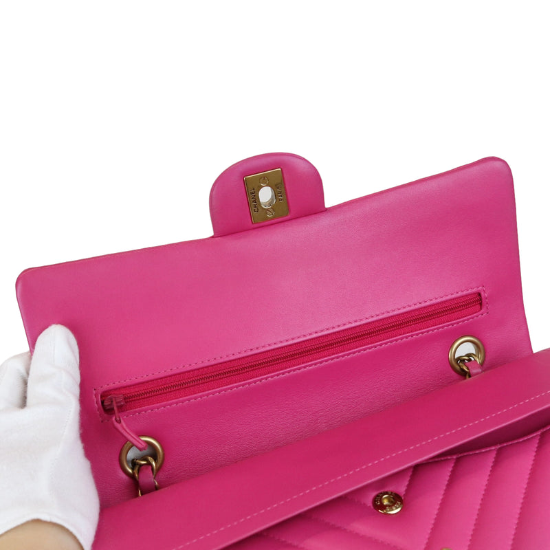 Classic Chevron Flap Medium Lambskin Pink GHW