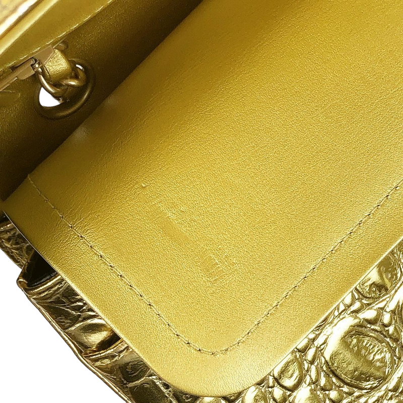 Embossed Calfskin Medium Classic Gold GHW