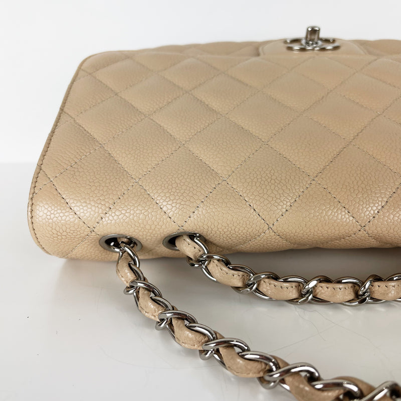 Single Flap Jumbo in Beige Caviar with SHW