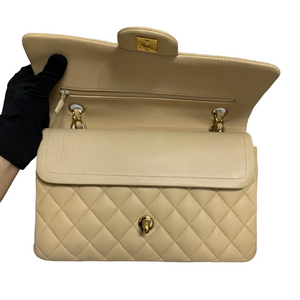 Classic Flap Medium Lambskin Beige GHW