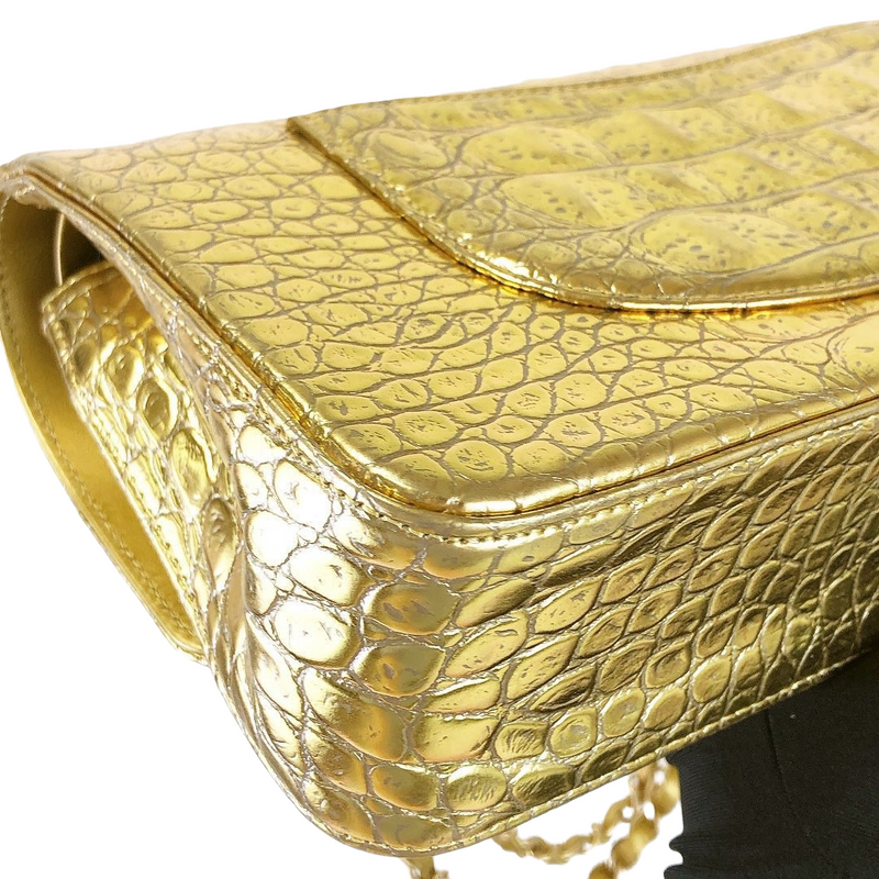 Embossed Calfskin Medium Classic Gold GHW