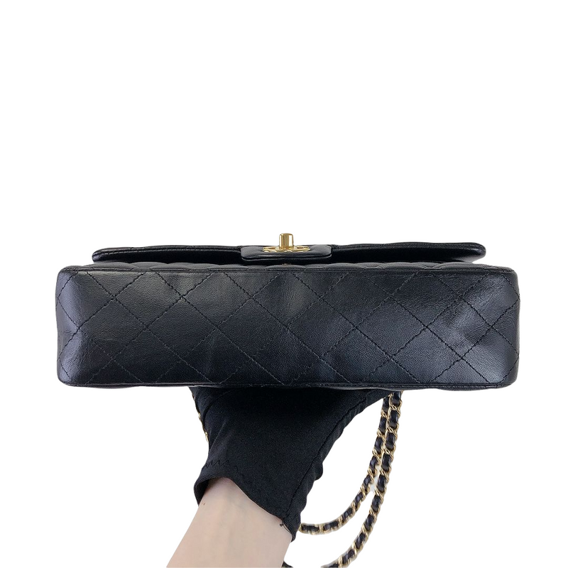 Classic Flap Black Medium Lambskin GHW