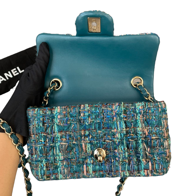 Rare CHANEL bag review rectangular mini in tweed and leather Lagerfeld's  last metiers d'art show 