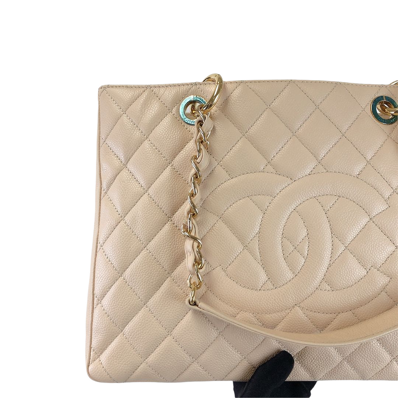 Chanel Beige Quilted Caviar Grand Shopping Tote (GST) Q6B0WW0FIB133