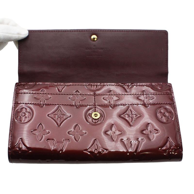 Sarah Wallet in Vernis Leather, Gold Hardware