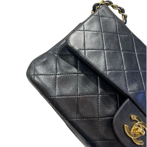 Vintage Classic Double Flap Lambskin Medium Black GHW