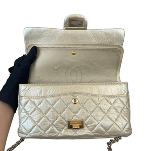 Classic Reissue 225 Calfskin Gold GHW