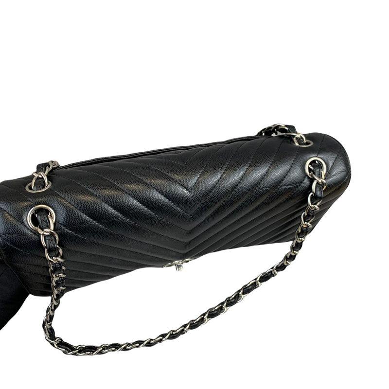Classic Flap Jumbo Caviar Black Chevron SHW