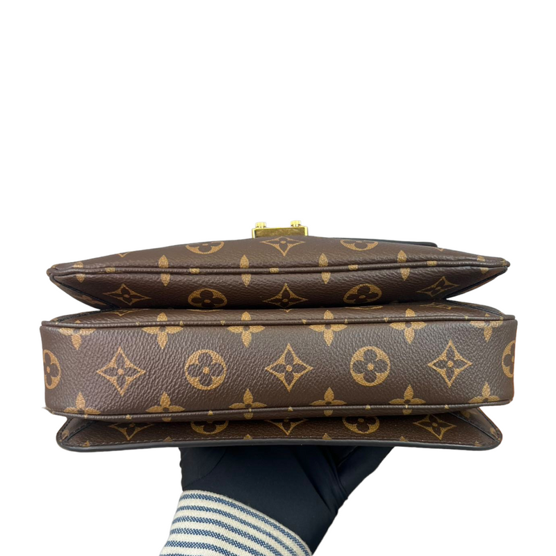 Louis Vuitton Pochette Metis Brown Monogram Canvas Shoulder Bag -  MyDesignerly