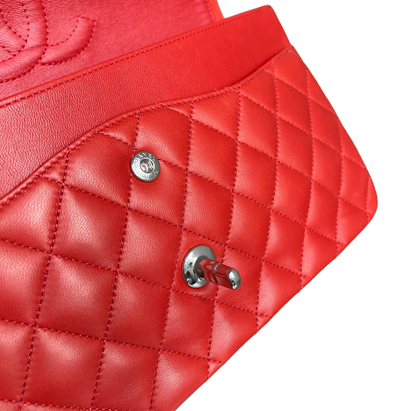 Medium Classic Double Flap Lambskin Red SHW