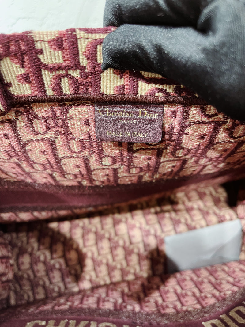 Burgundy dior tote clearance