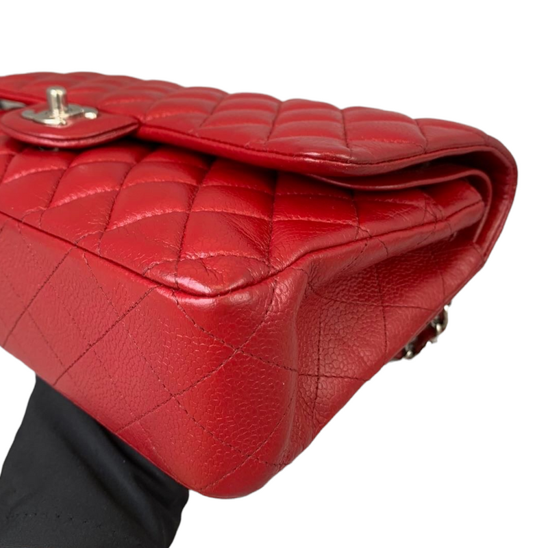Classic Flap Caviar Medium Red SHW