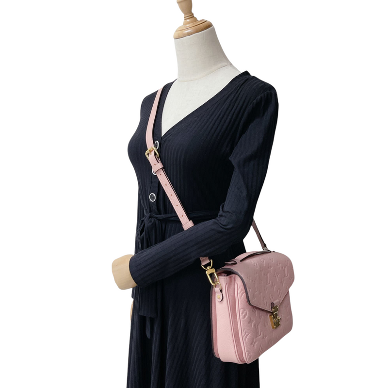 Lv pochette 2025 metis rose poudre