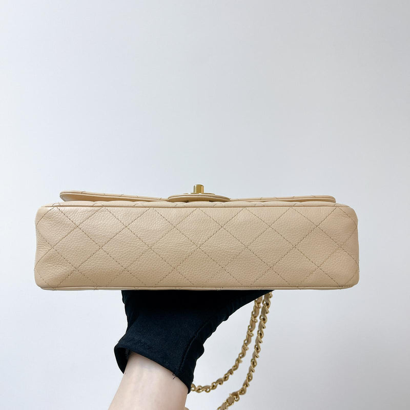 Double Flap Medium Caviar Beige GHW