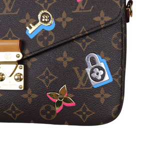 Pochette Metis Monogram Love Lock GHW