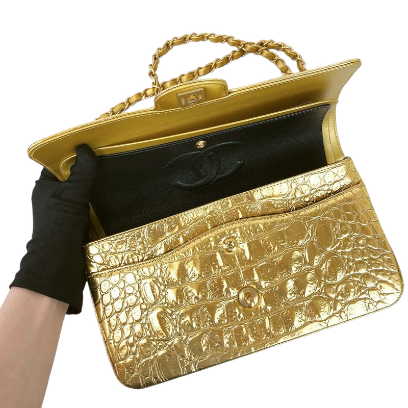 Embossed Calfskin Medium Classic Gold GHW