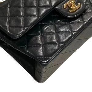 Vintage Classic Flap Medium Lambskin Black GHW