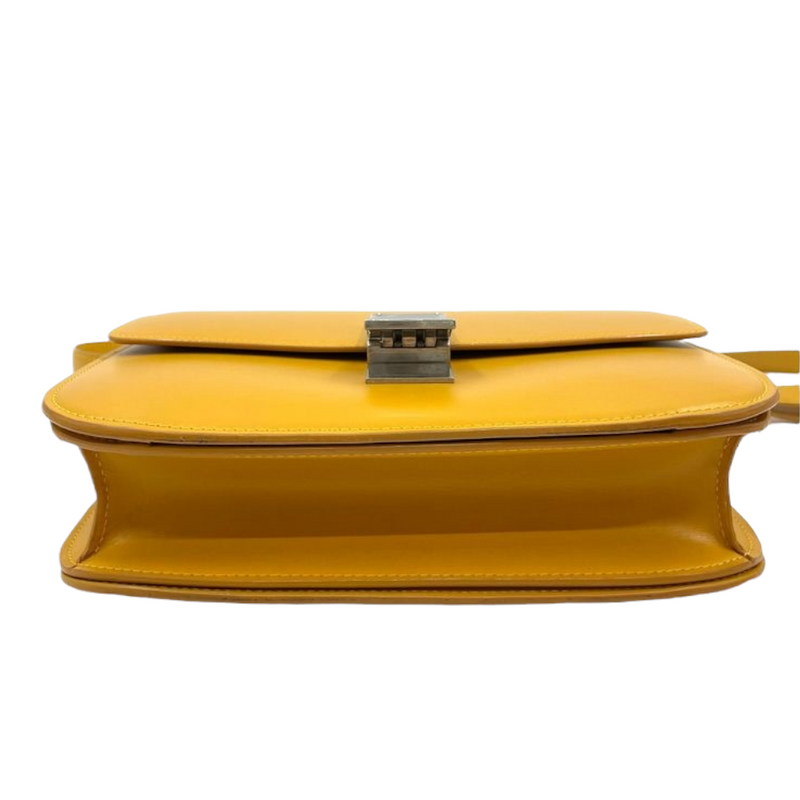 Medium Classic Box Calfskin Yellow RHW