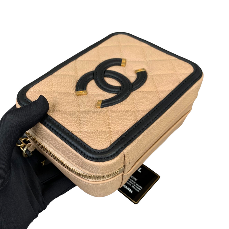 Chanel CC Filigree Vanity Case Quilted Caviar Gold-tone Small Beige in  Caviar with Gold-tone - US