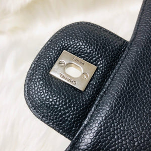 Single Flap Classic Jumbo in Black Caviar with SHW