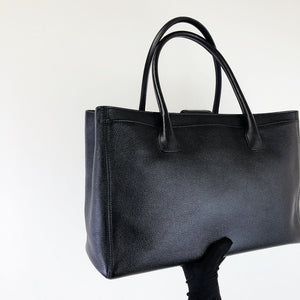 Executive Cerf Tote Caviar Black SHW