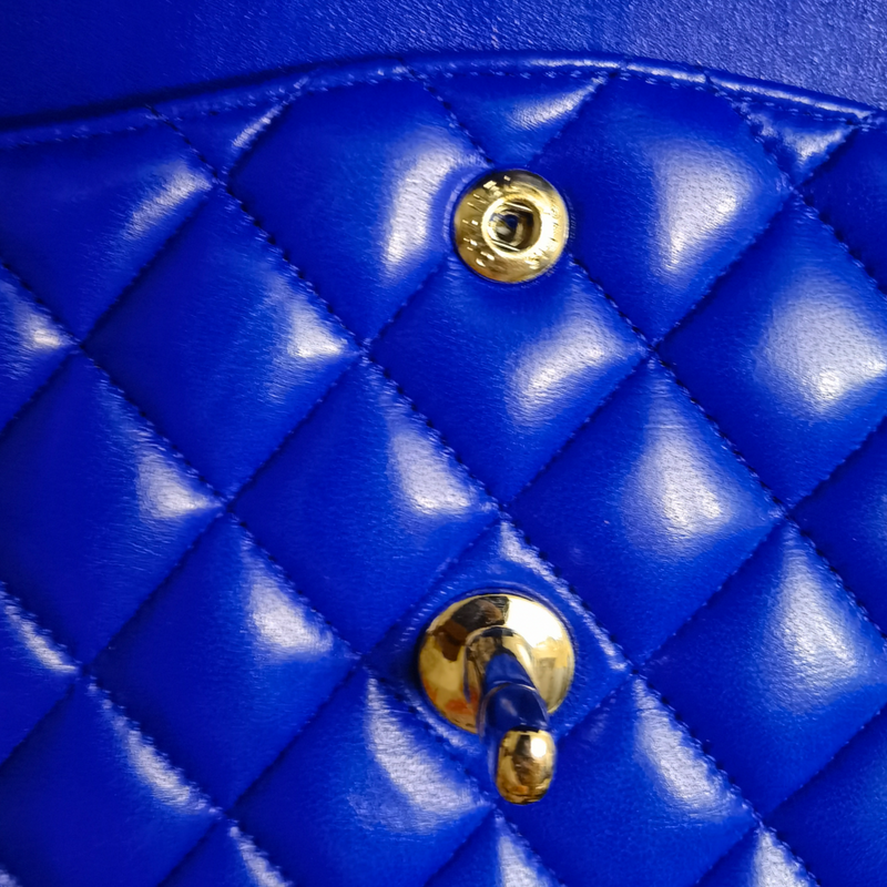 Classic Flap Medium Lambskin Blue SHW