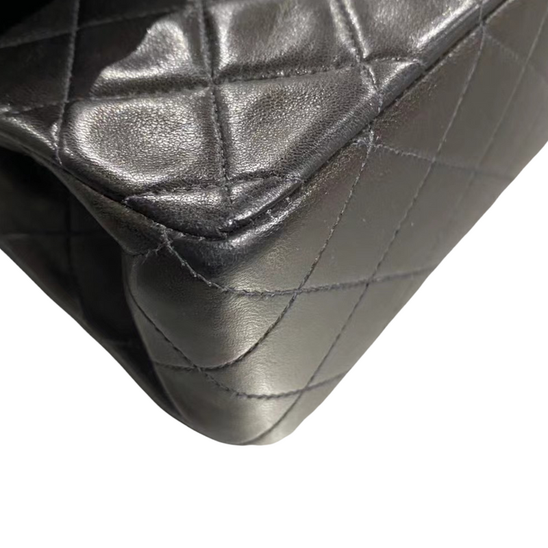 Vintage Classic Flap Medium Lambskin Black GHW