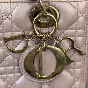 Lady Dior Medium Lambskin Light Pink GHW